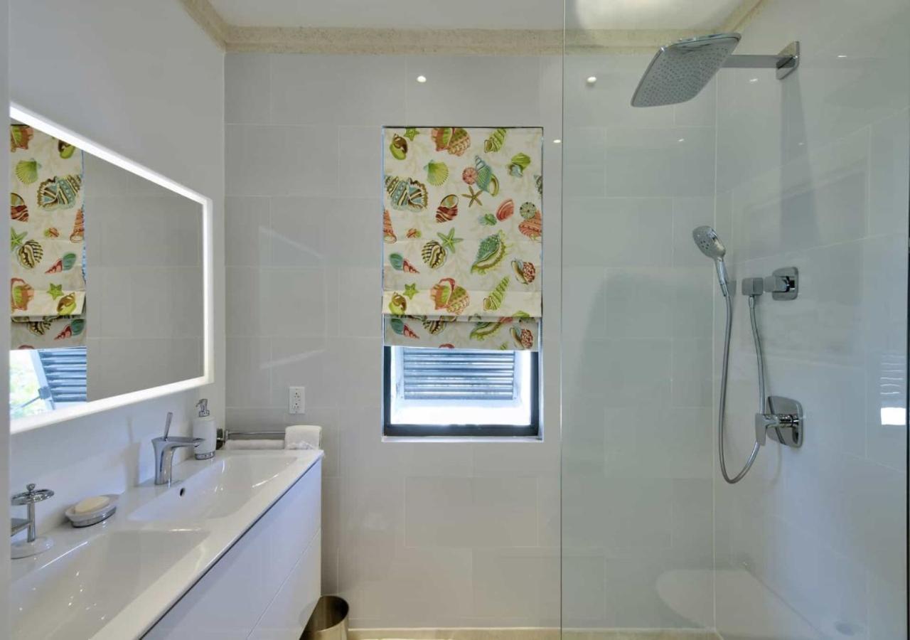 Nirvana Barbados By Mc Luxury Rentals سانت جيمس المظهر الخارجي الصورة